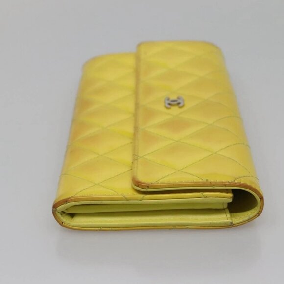 CHANEL Matelasse COCO Mark Long Wallet Patent leather Yellow CC Auth 142043 - Picture 8 of 16